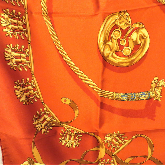 Hermes “Les Cavaliers Dor” Scythian Silk Scarf - Picture 4 of 6